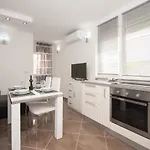 Slad Kaštela